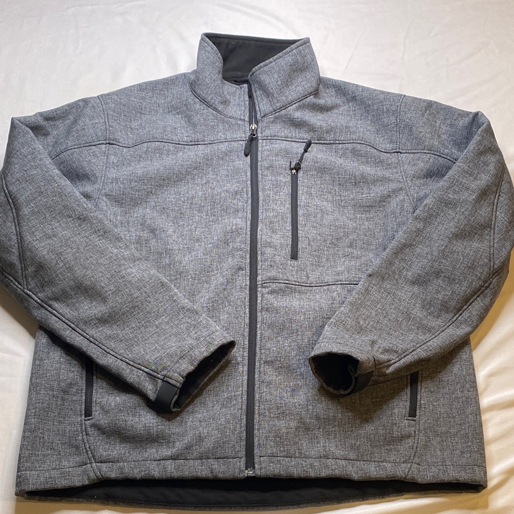 Kirkland Signature Men's Gray Performance Jacket NWOT
